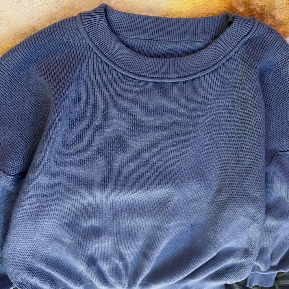 Blue Ribbed Knit Sweater - Picture 5 of 5